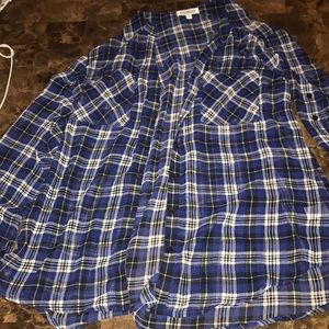 Dark blue and white long sleeve plaid shirt